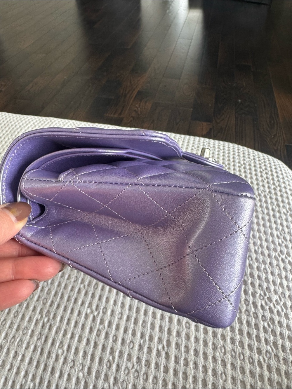 CHANEL Lavender Quilted Lambskin Classic Flap medium 23P - Picture 9 of 16
